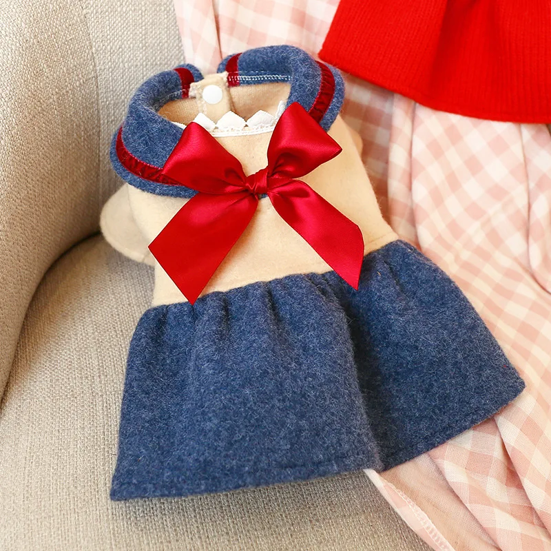 

Princess Girl Dogs Winter Dresses Party Preppy Look Designer Bow Tie Teddy Clothes Skirt for Cats Lovely Birthday Gift Pet Skirt