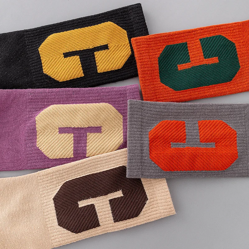 5 Pairs of Autumn Winter Socks Fashion Brand Big C-shaped Tube Personality Hit Color Letters Sports Leisure Cotton Tide Socks