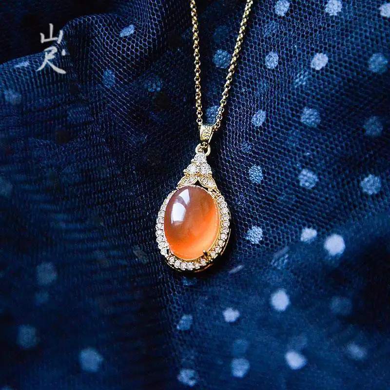 

S925 Sterling Silver Natural South Red Agate Jeweled Pendant Gorgeous, Rich and Elegant Jade Necklace to Give Mom