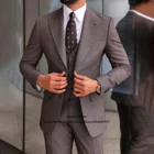 Костюм твидовый мужской зимний из жилета и брюк с лацканами