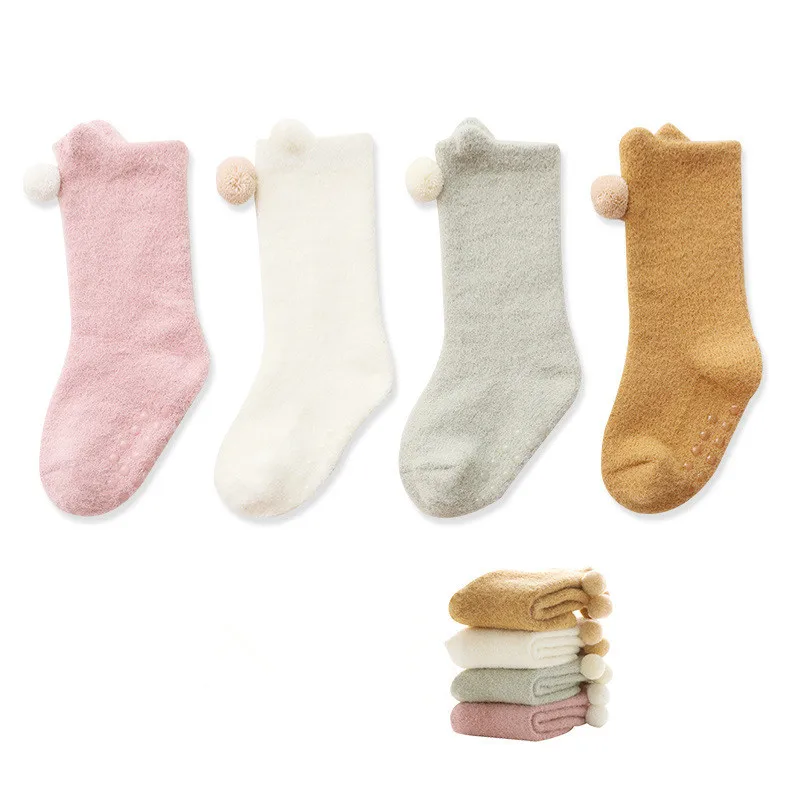Нескользящие Детские носки осенне зимние из кораллового флиса теплые напольные
