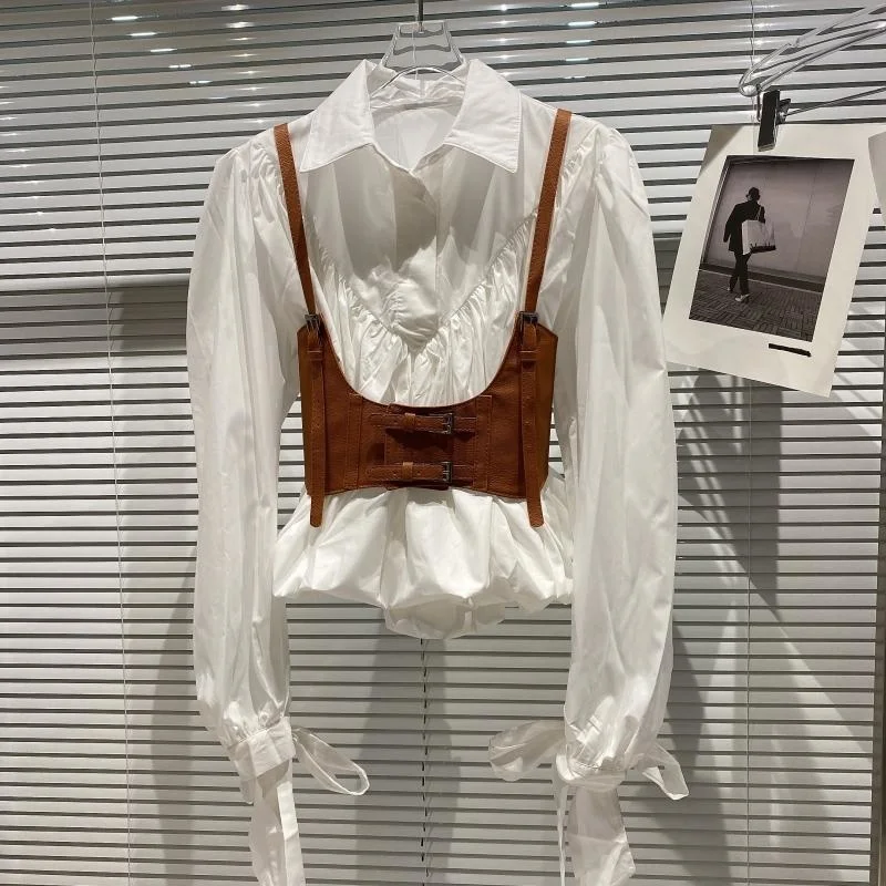 

Shirts & Blouses