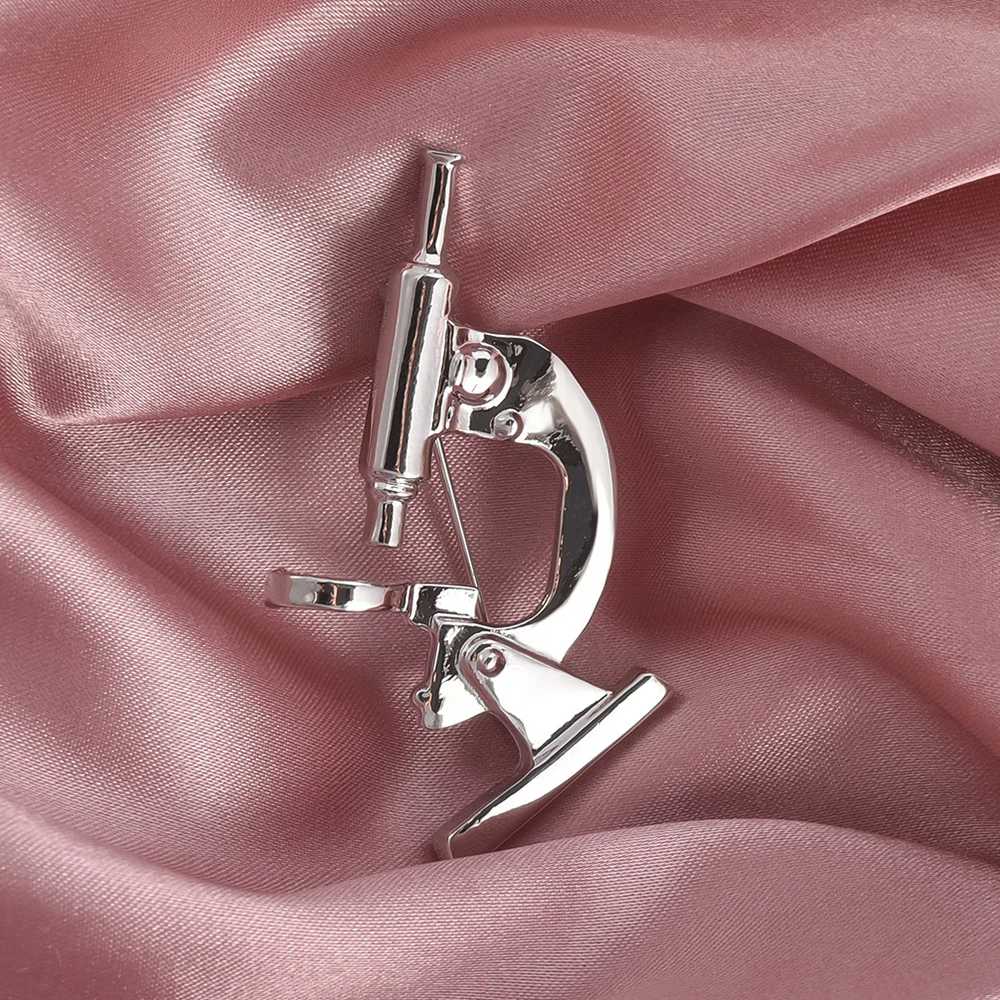 Металлическая эмалированная булавка для микроскопа