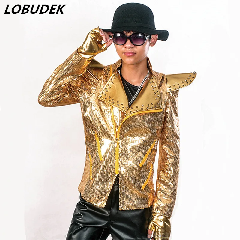 

Tide Male Rock Singer Gold Sequins Rivet Zipper Jacket Fashion Short Coat DJ Singer Dancer Stage Concert Performance Costume