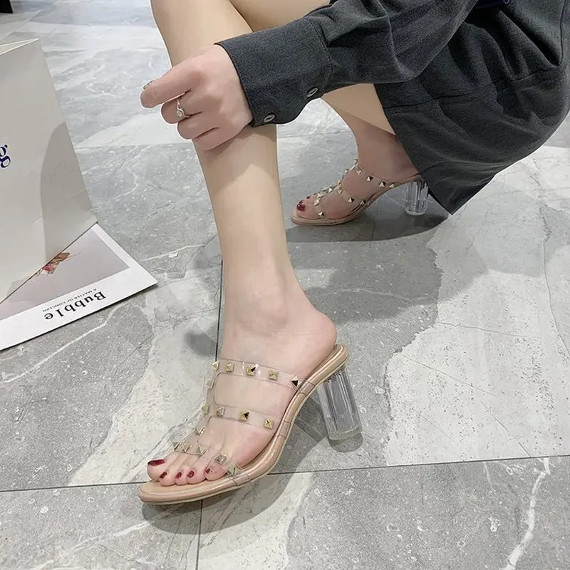 

2020 Summer New Transparent Slippers Female Women Shoes Mules Rivet Crystal Sexy Fashion Clear Square High Heels Ladies Shoes