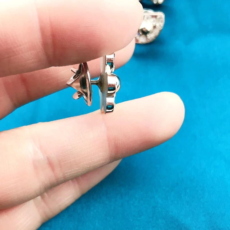 

YZ&BH 5pcs 4 Styles Anti-glare buckle Portable Metal Buttons With Rhinestones Apparel Accessories DIY Crafts