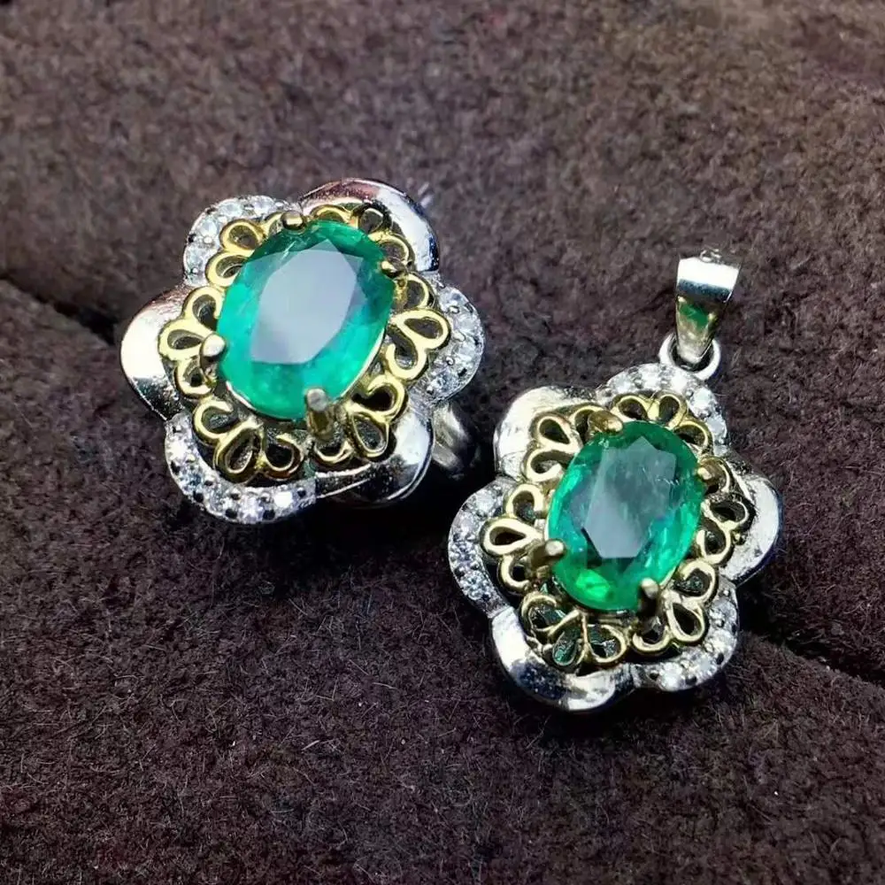 Набор из колье и кольца с подвеской в виде натурального изумруда Серебро S925 пробы