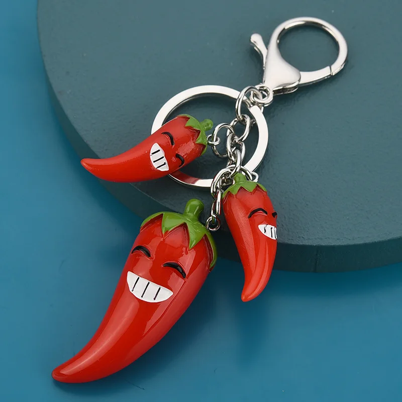 

Cartoon Creative Smiley Chili Simulation Anime Keychain Resin Fashion Children Toy Bag Car Key Ring Couple Gift Pendant Jewelry