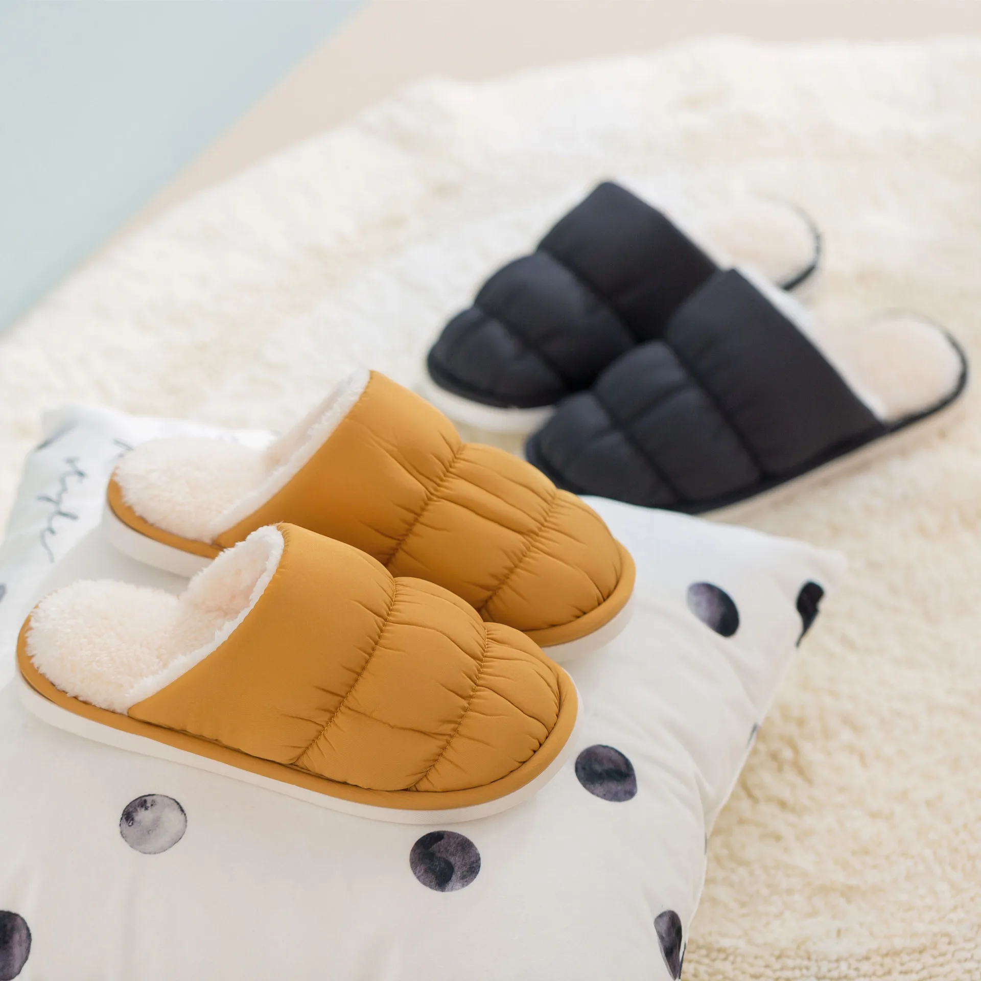 

Couple's Winter Home Slippers Female's Household Casual Slides Men's Fashion Down Warm Suede Plush Shoes EVA Waterproof Slippers