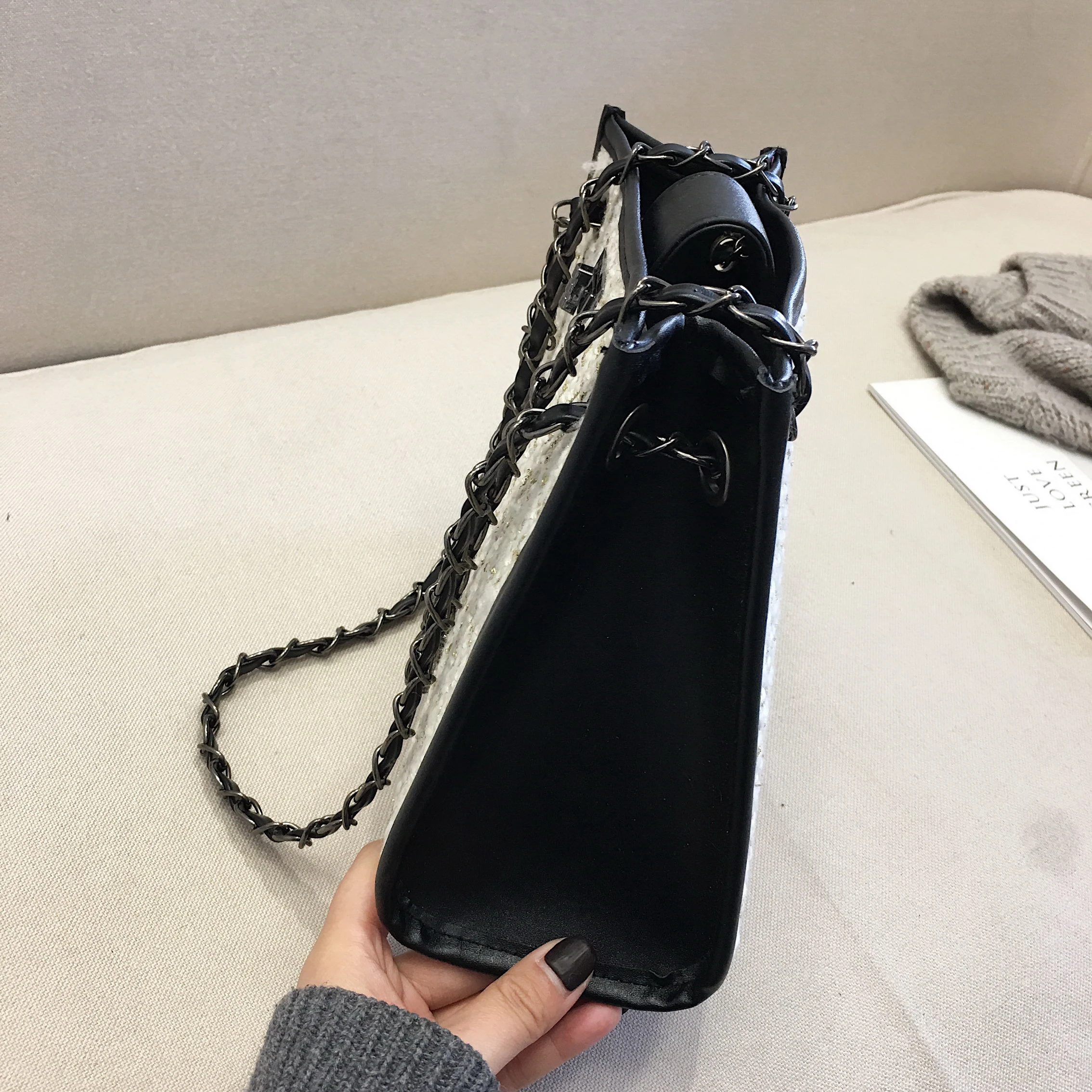 Модная Маленькая женская сумка из искусственной кожи на цепочке через плечо