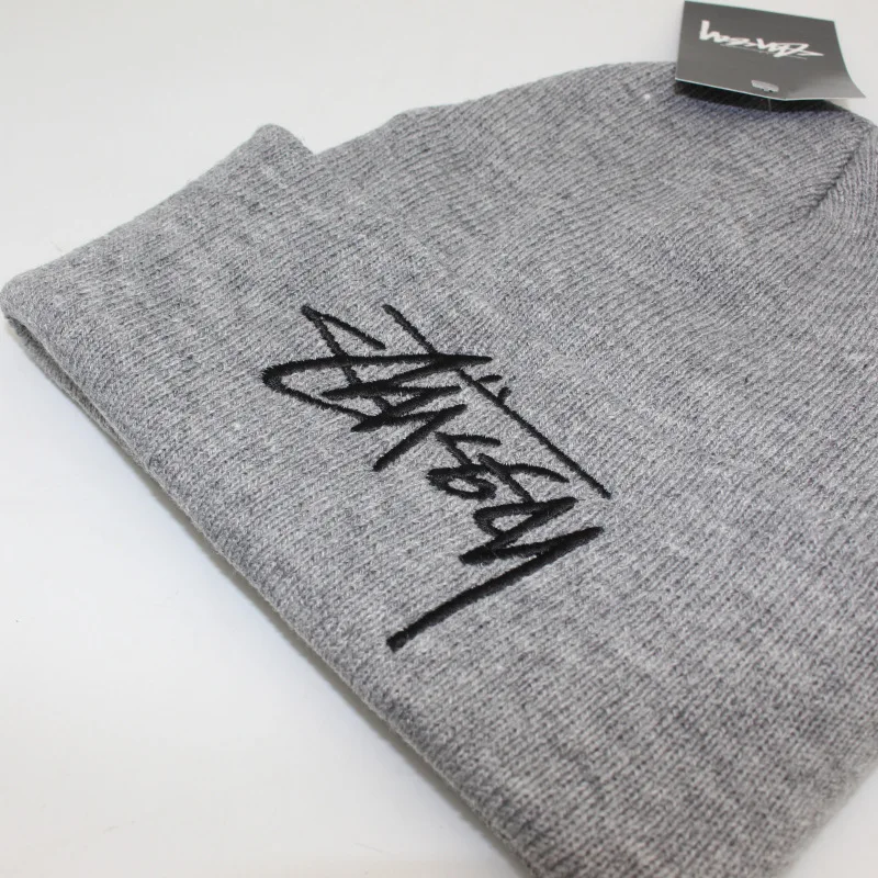 

Autumn Winter Knitted Hat Men and Women Cursive Embroidery Cold Hat Lovers Hip Hop Wool Hat European and American Fashion Style