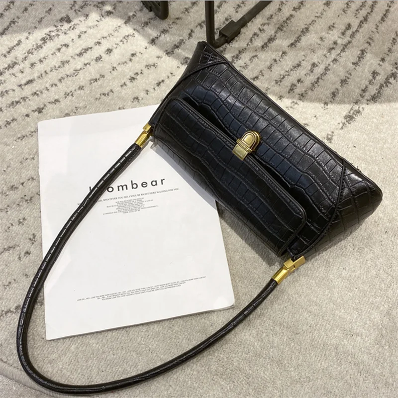 

2020 new fashion armpit women's bag trend retro women's shoulder bag method stick bag women's leather bag trend fashion high-end