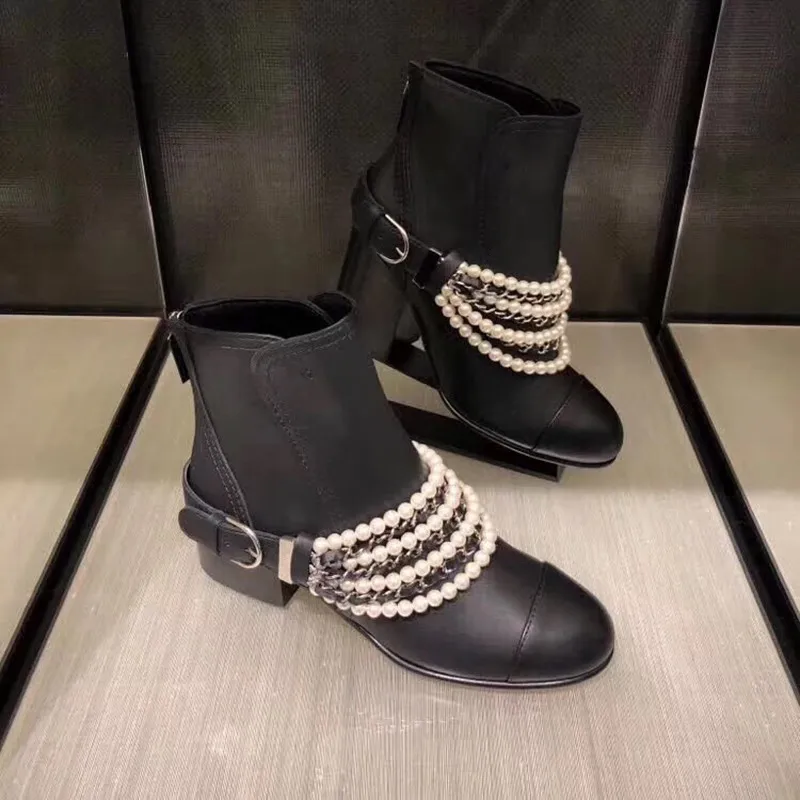 Зимние женские ботинки на среднем каблуке с жемчугом разных цветов Брендовые