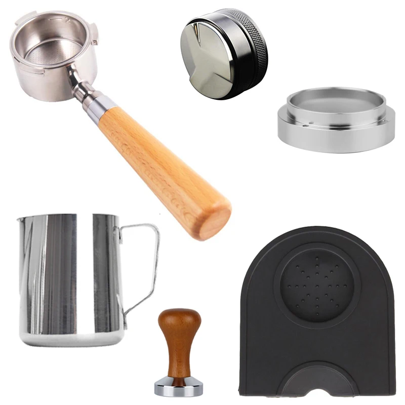 

Kitchen,Dining & Bar