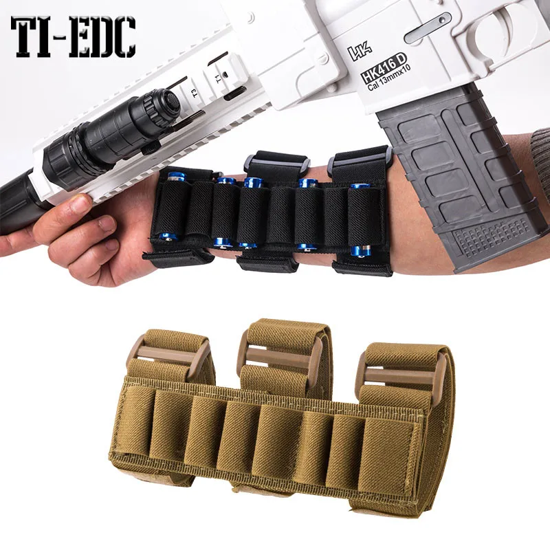 

1000D Nylon Bullet Bag Outdoor Buttstock Hunting Ammo Pouch Adjustable Shooters Forearm or Tactical Buttstock Shot gun 8 rounds