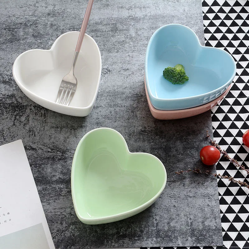 Чаша креативная любовь конфеты цвет розовый синий керамические в форме сердца