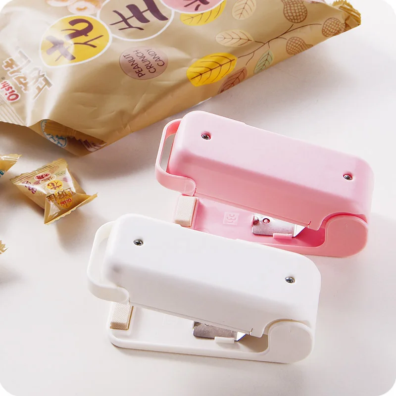 

Colorful Portable Handheld Household Electronic Mini Heat Sealing Machine Plastic Food Snacks Bag Packing Sealer Tool
