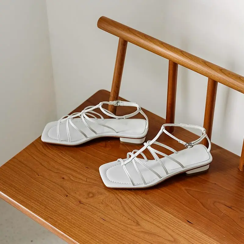 

Krazing pot classic style genuine leather peep square toe med heels shoes women narrow band buckle straps summer sandals L0f3