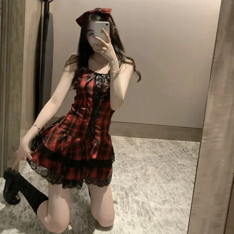 

French girl red plaid dark suspender dress summer 2021 new short skirt skirt hair belt