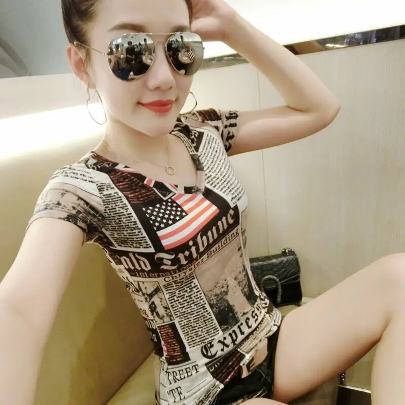 

2021 new summer V-neck print short sleeve T-shirt for women, slim and versatile, fashion bottomed blouse for women