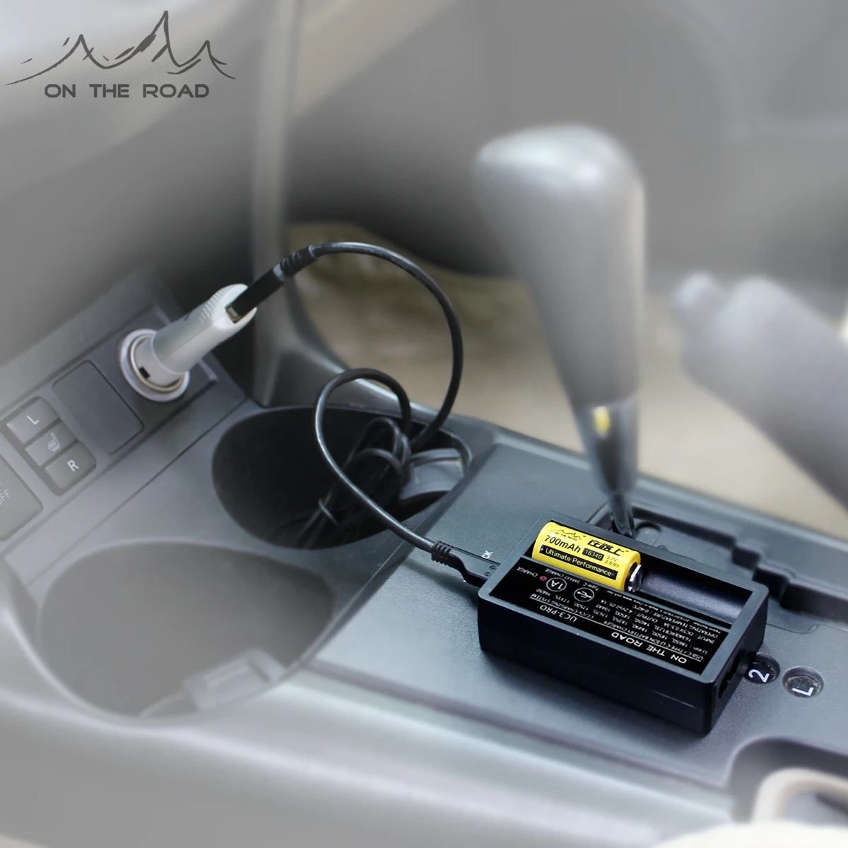 Универсальное зарядное устройство с USB-портом и для зарядки 18650/18350/16340 литиевых
