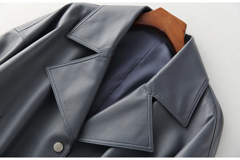 Женская кожаная куртка из натуральной овечьей кожи короткая мотоциклетная