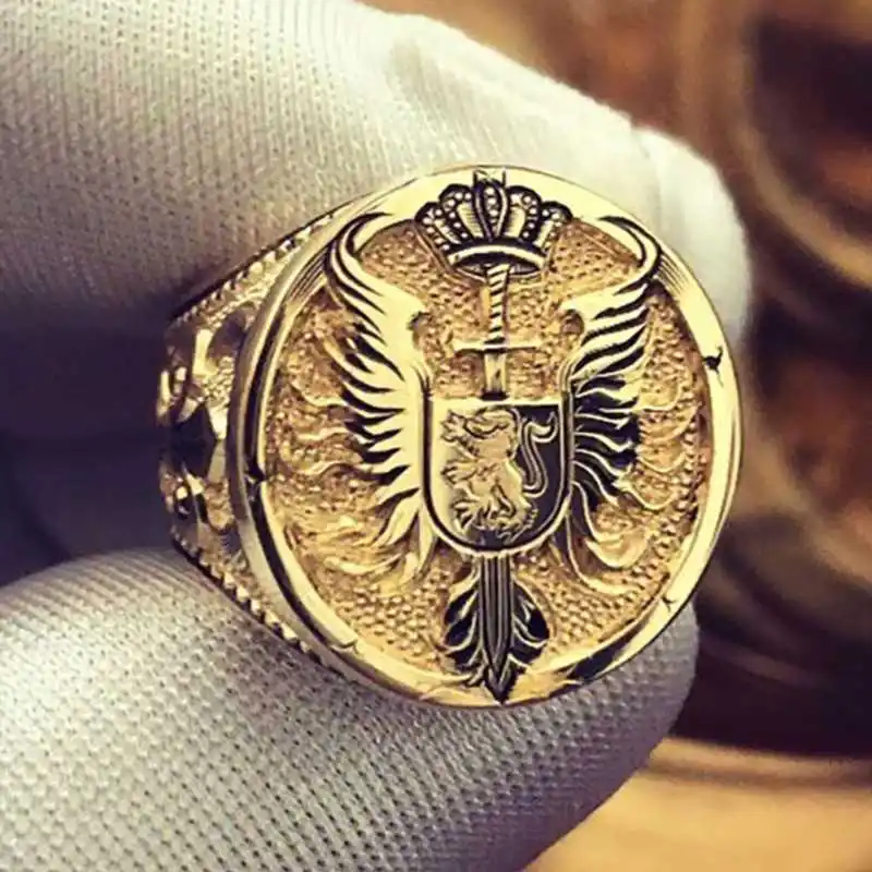 

Men Ring Luxury Crown Lion Shield Rings for Men Vintage Fashion Hip Hop Gold Antique Punk Engagement Jewelry Birthday Present