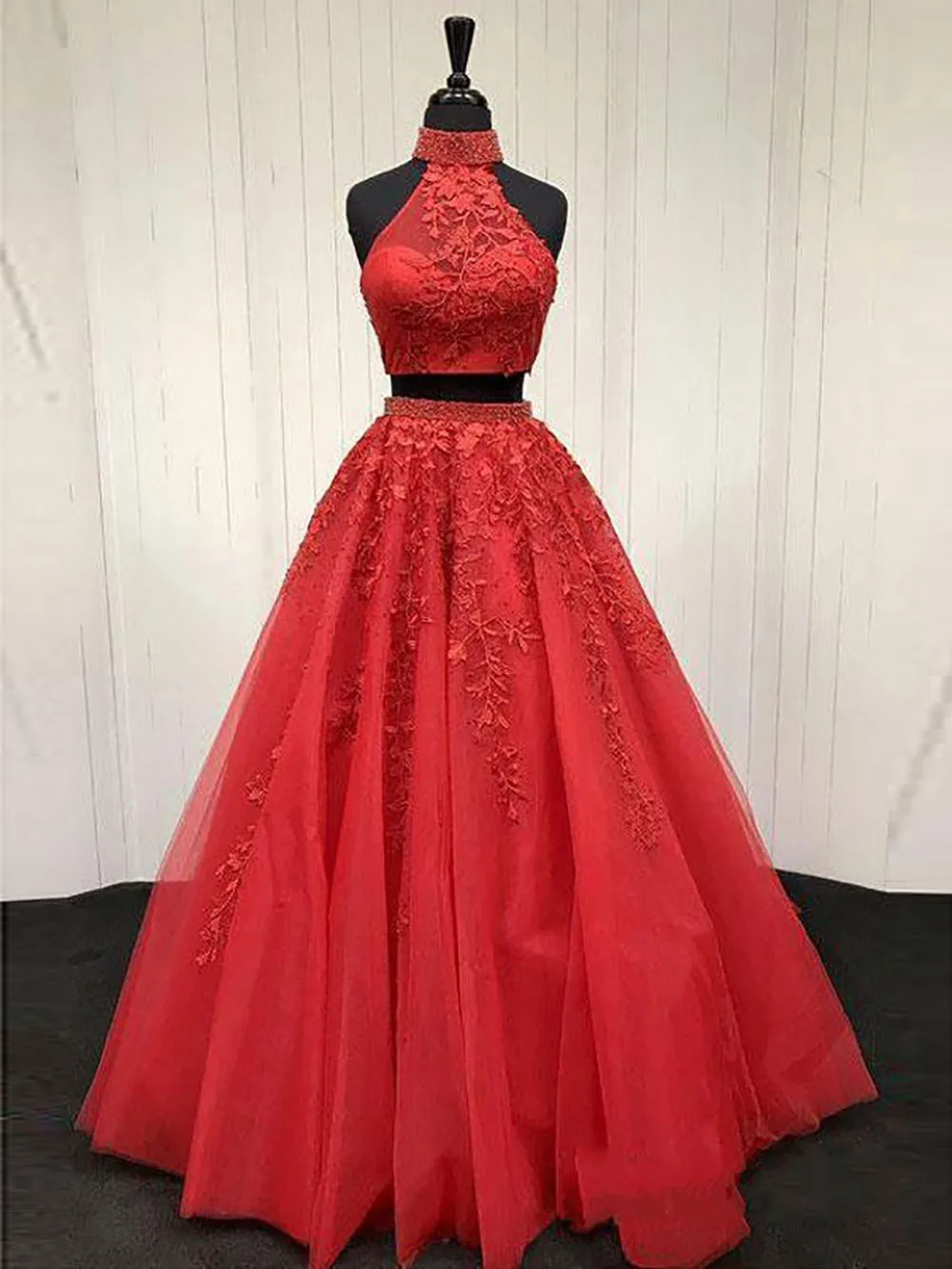 

high Lace Appliqued Two Piece Prom Dresses Long Cheap Halter Ball Gowns Formal Party Dress fiesta