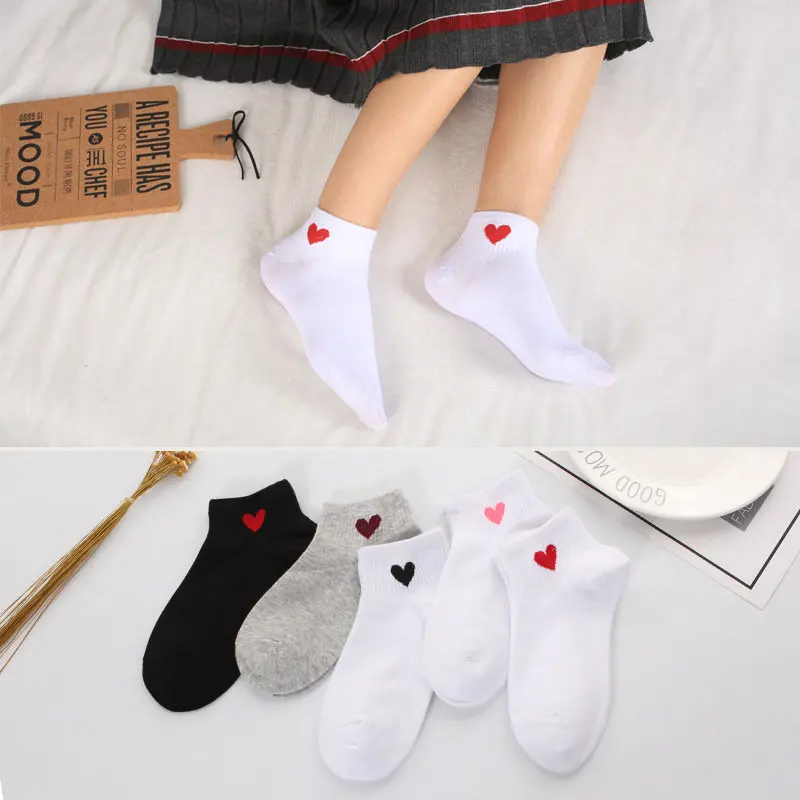 Забавные хлопковые милые теплые женские носки с сердечками чулочно-носочные