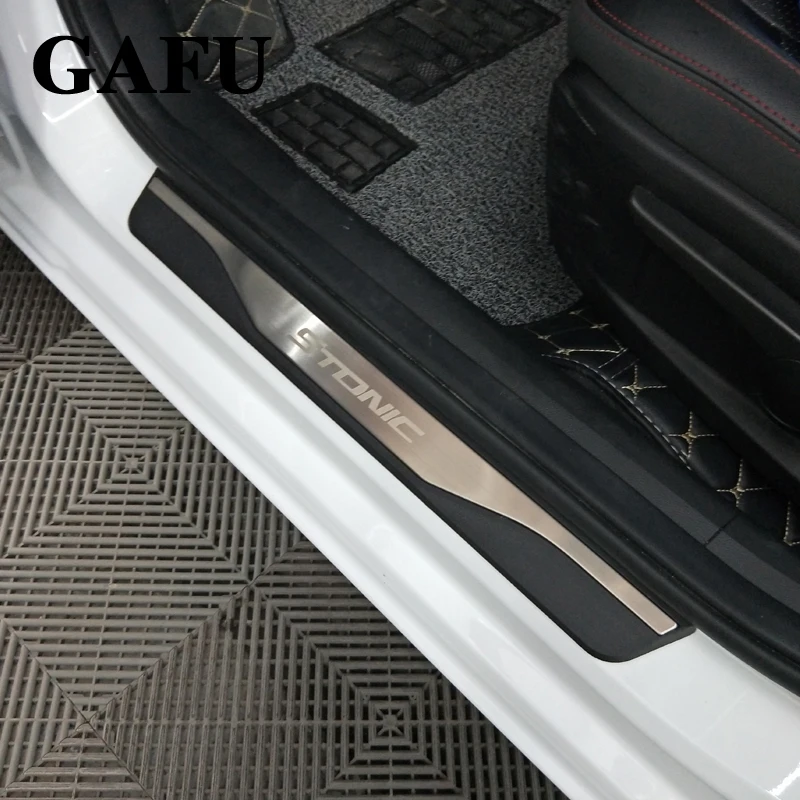 

For Kia Stonic 2018 2019 2020 2021 2022 Stainless Door Sills Kick Plates Protector Car Styling Accessories 4pcs