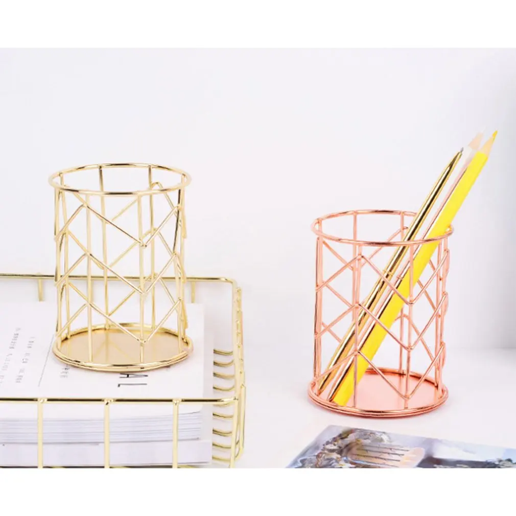 

2020 New Hollow out Makeup Brush Pot Holder Organizer Iron Round Practical Pen Pencil Cup Stationery Container Storage