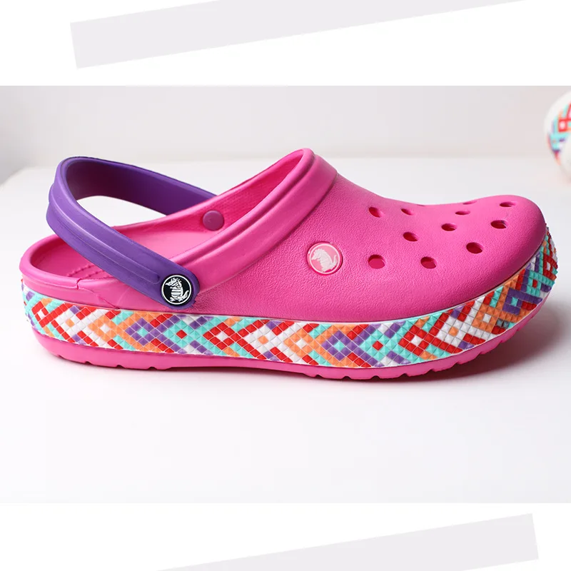 

Summer Women Beach Shoes Rainbow Garden Shoes Non Slip Breathable Sandals Fashion Girls Women Water Shoes Slippers Sandals Women