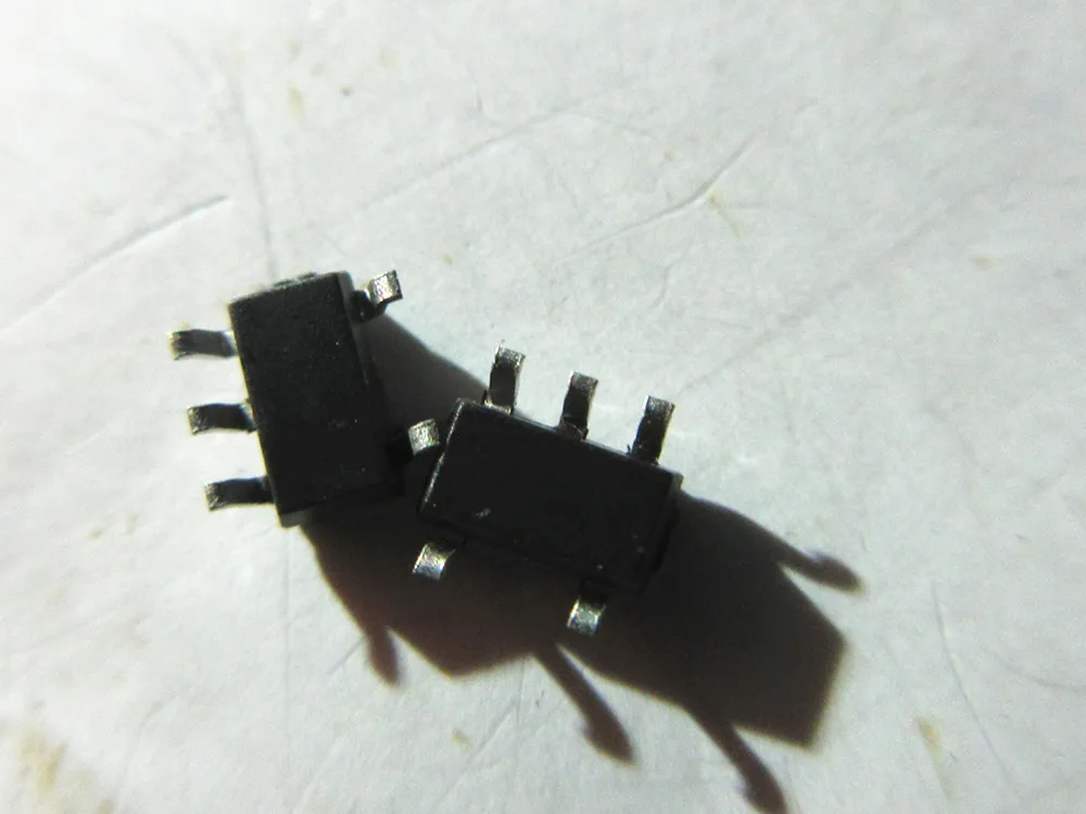 10pcs LM3671MF-ADJ 2MHz 600ma SOT23-5 Original New 1 order | Компьютеры и офис