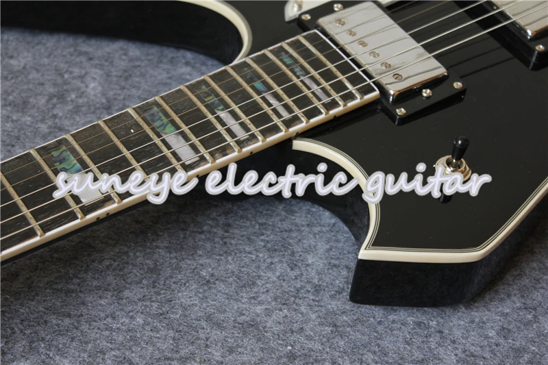 

China Suneye Electric Guitar Chrome Hardware Glossy Black Glossy Finish Guitars Electric Rosewood Fretboard Guitar Neck For Sale