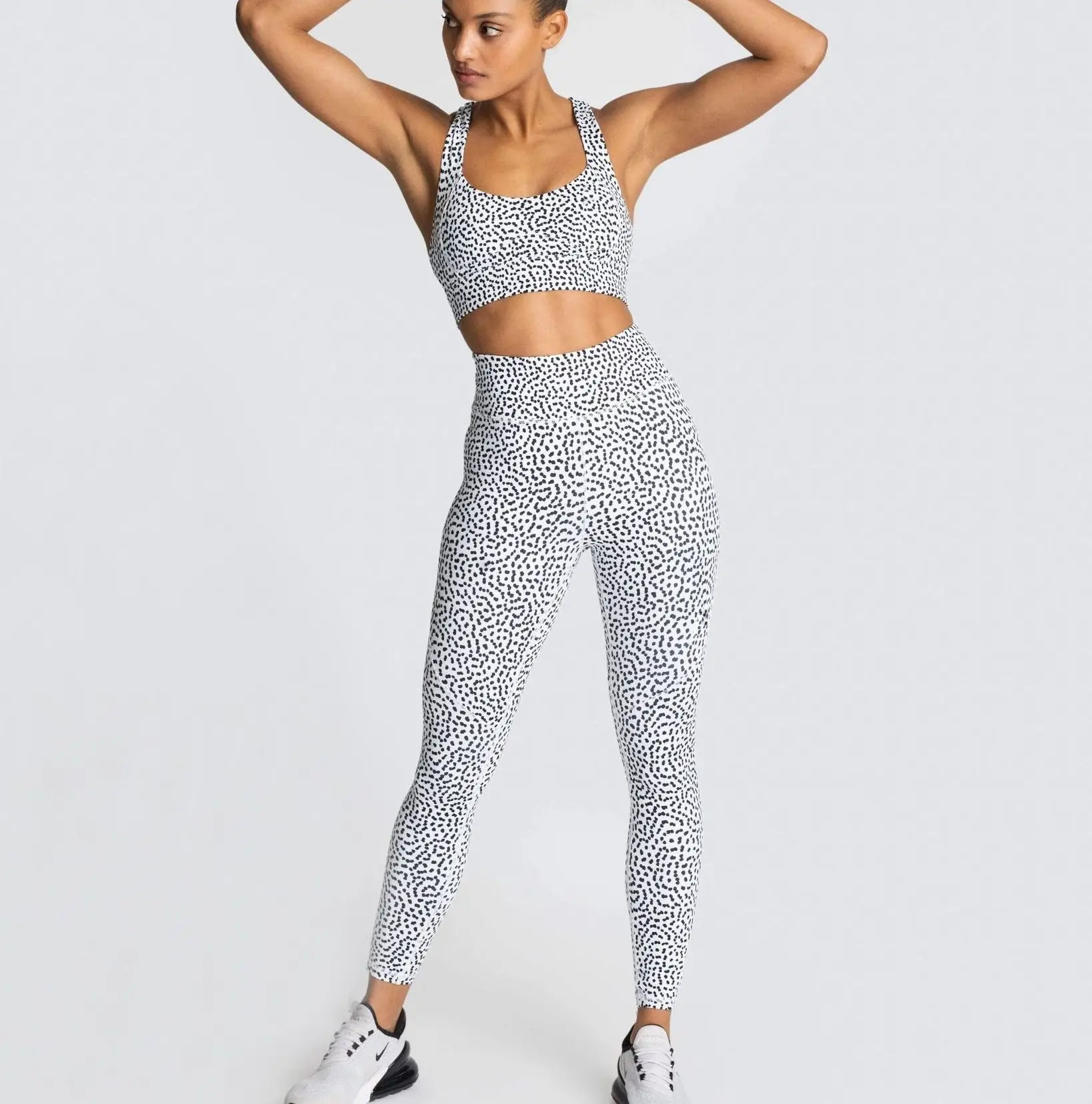 

2021 back buckle solid High waist trainer leggings Yoga suit fitness gym clothing sport wears two-piece tracksuit women outfits