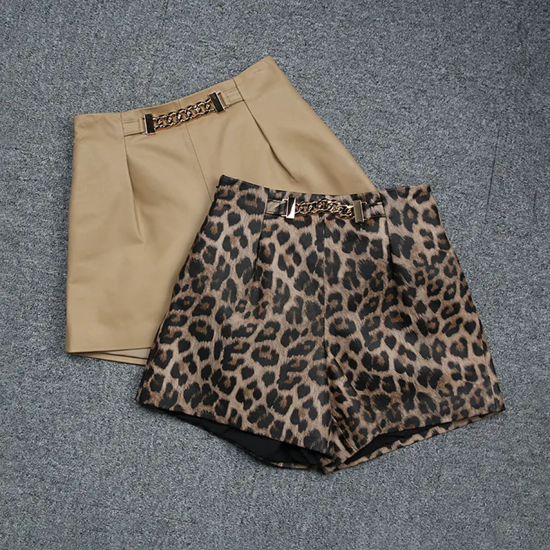 2022 Spring New Style Women Metal Chain Leopard Print Slim  Genuine Sheepskin Leather Shorts