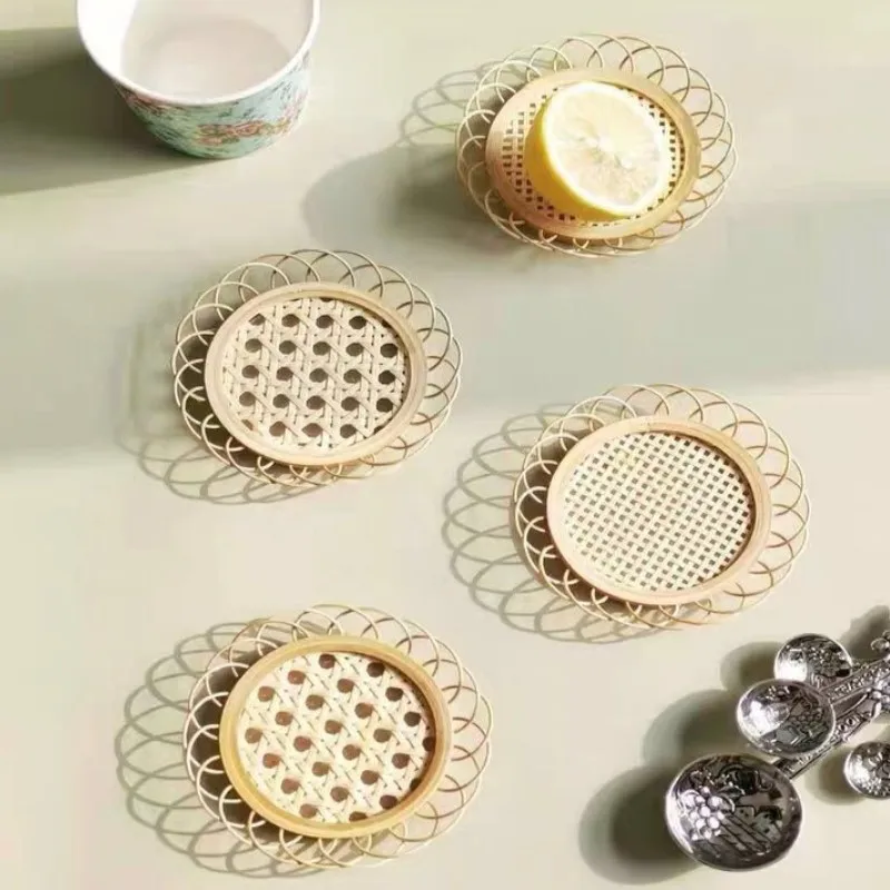 

Simple Style Handmade Braid Coaster Macrame Cup Cushion Non-slip Cup Mat Heat Insulation Table Mat Coffee Coaster For Table Deco