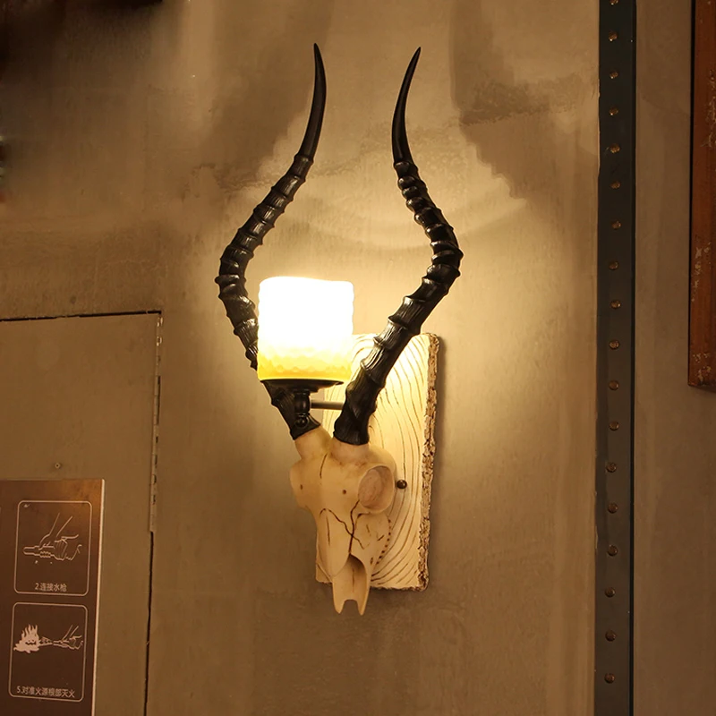 저렴한 미국 국가 레트로 벽 램프 산업 스타일 바 장식 벽 전등 북유럽 거실 침실 머리맡 램프