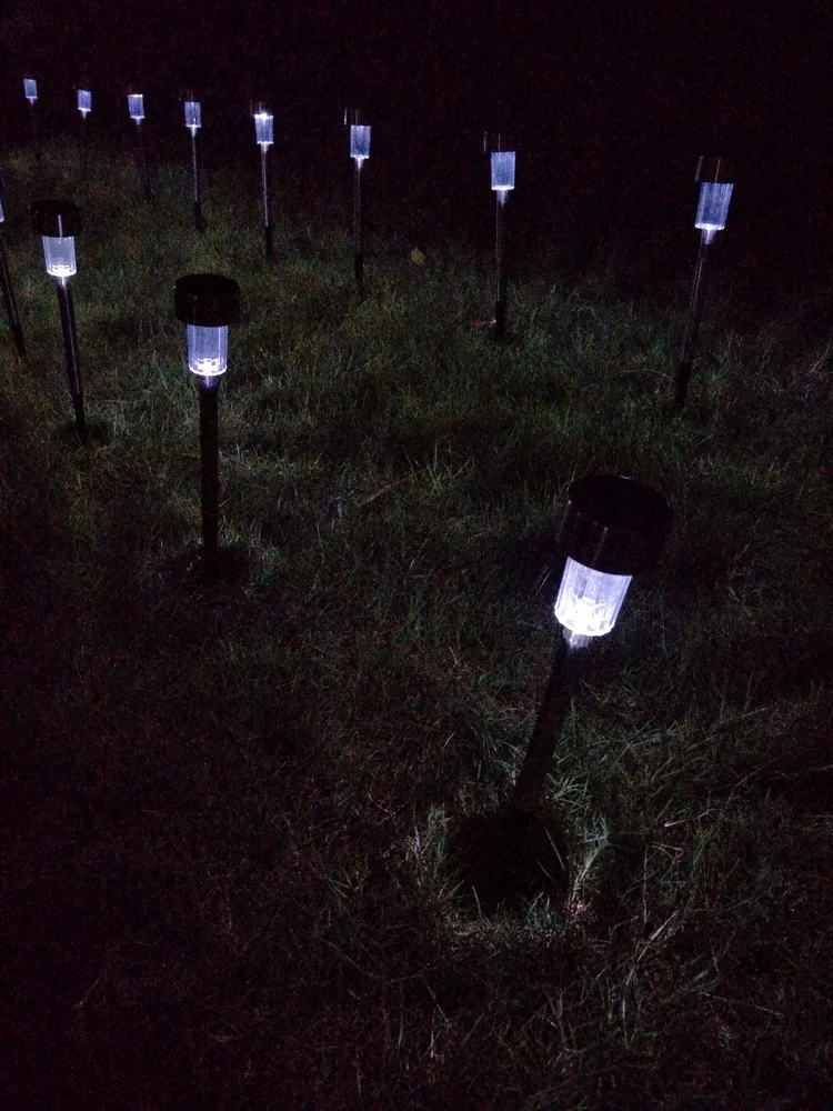 

Spot 10pcs 5W High Brightness Solar Power LED Lawn Lamps with Lampshades White & Silver Best Price