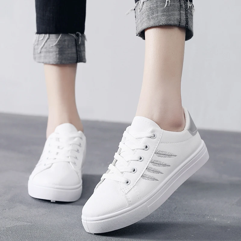 Женские кроссовки из ПУ кожи повседневная обувь на платформе Вулканизированная