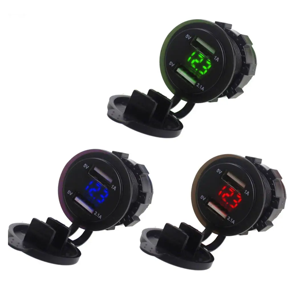 Универсальное автомобильное зарядное устройство с двумя USB портами и цифровым