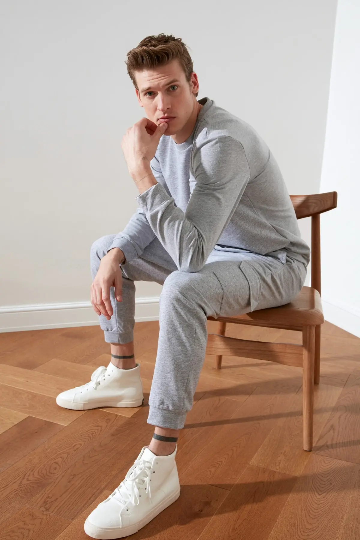 

Trendyol Mens Tracksuit Set TMNSS21EM0042