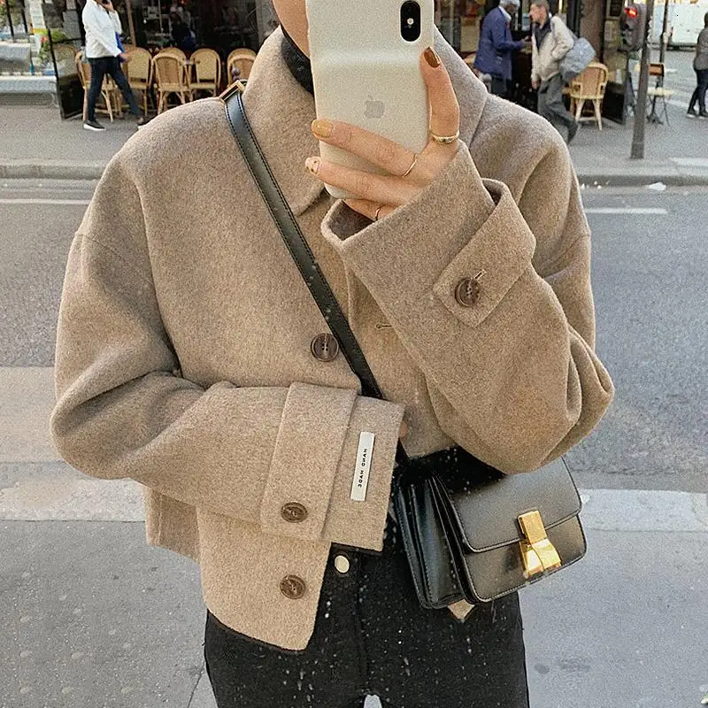 

New Fashion Autumn Lapel Single Breasted Solid Coat Women Short Loose Casual Streetwear Tide