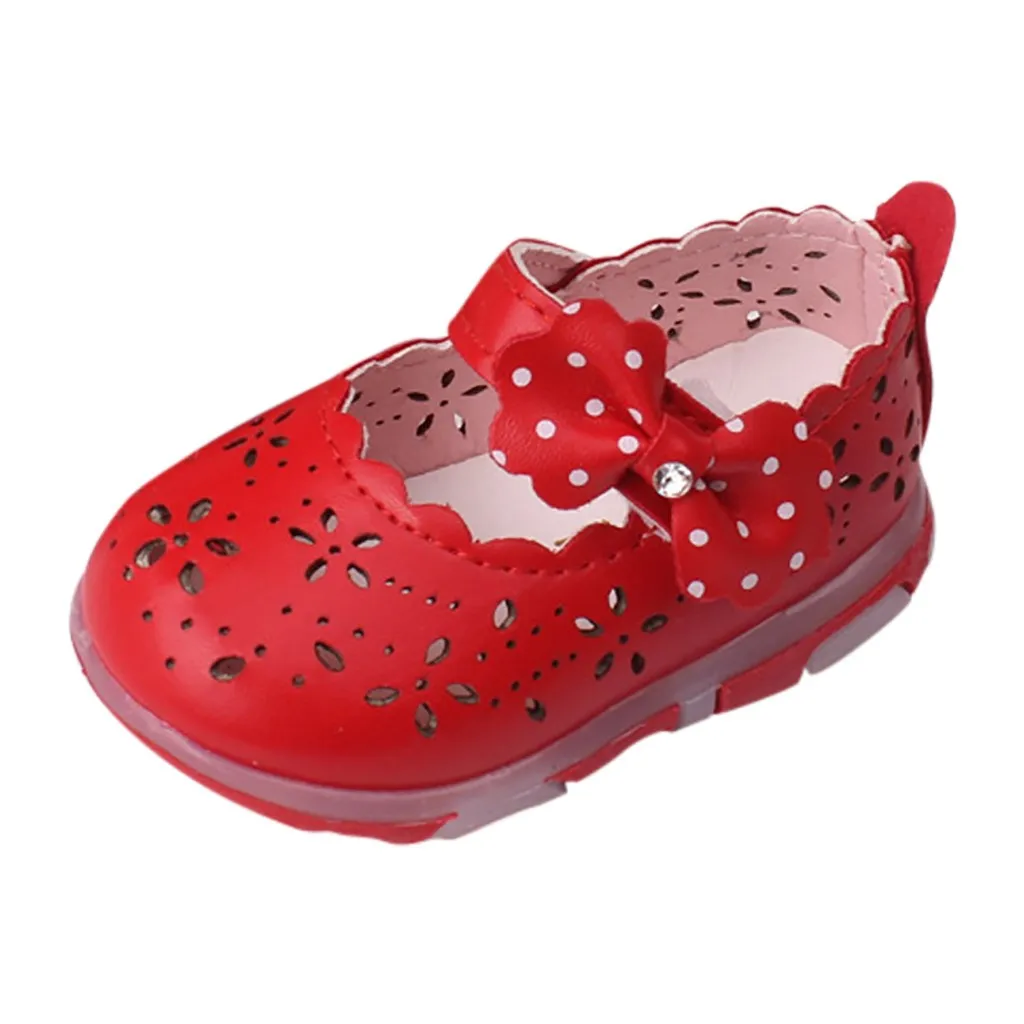 Сандалии для маленьких девочек одежда малышей однотонные туфли из искусственной