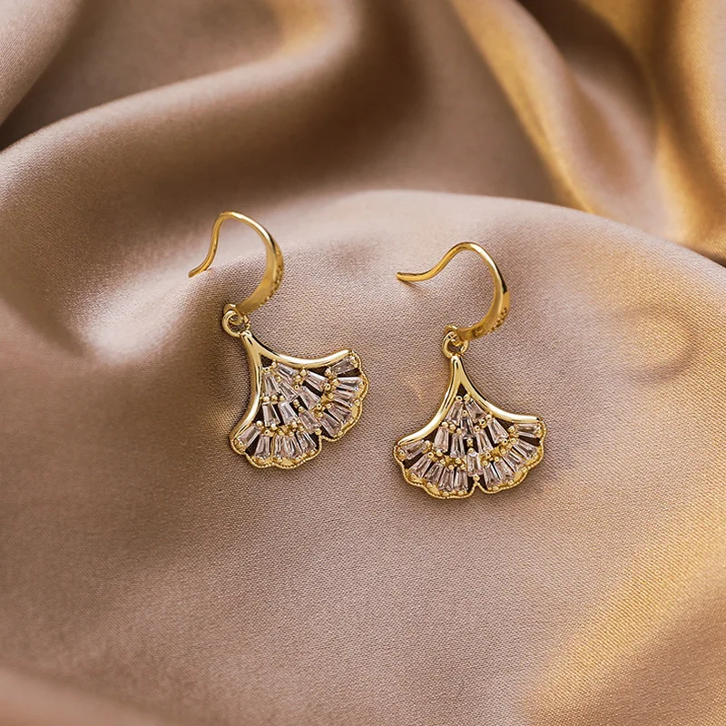 

2 Designs Sparkly Crystal Rhinestone Opal Ginkgo Biloba Leaf Earrings for Women Ladies Brass Gold Leaves Drop Earrings Jewelry
