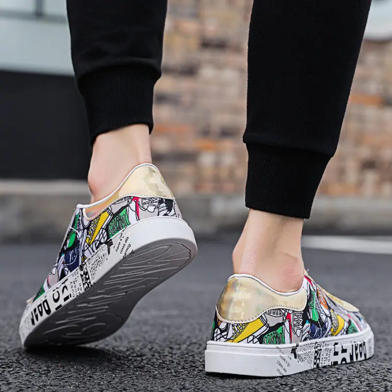 Fashion Graffiti Printed Golden Superstar Skate Sneakers Men Women Size 36-46 Classic Low Falt Glitter Shell Shoes Trainers Men
