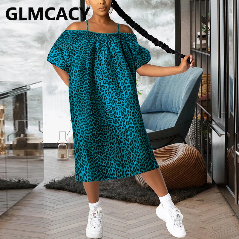 

Платье-миди с коротким рукавом и открытыми плечами