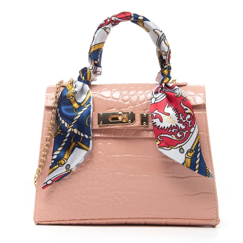 

New Fashion Crocodile Pattern Women Handbags Shoulder Bag Portable Solid Chain Messenger Bag Make Up Bags Lipstick Bag Purses