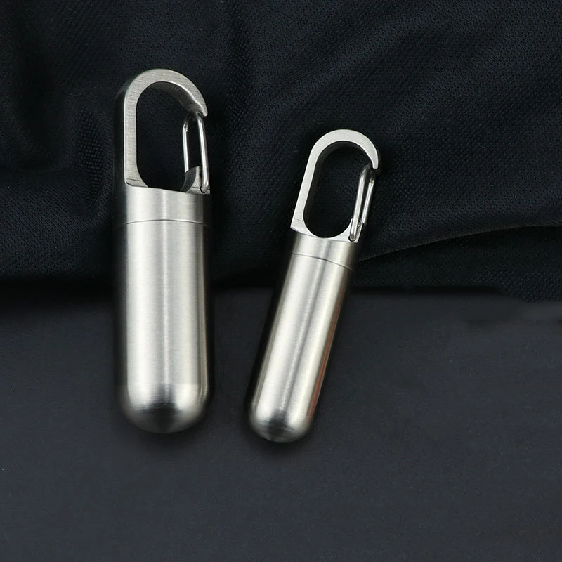 

2021 Nice Gift Dust-Proof Storage Bin Key Chain for Best Friend