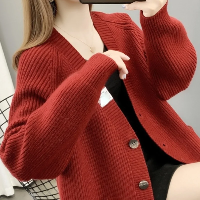 

Sweaters Women Single Breasted Solid Full Sleeve Office Lady Female Cardigans Button V-Neck Loose-fitting Femme Coats S0255